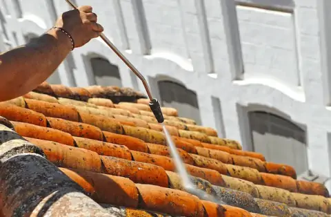 Nettoyage de toitures - Saint-Gilles-de-la-Neuville